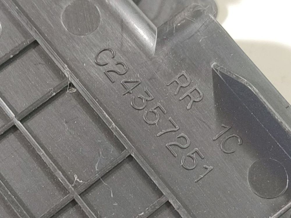 C24357251 Mazda 5 2006 Interior trim - Thumbnail 4