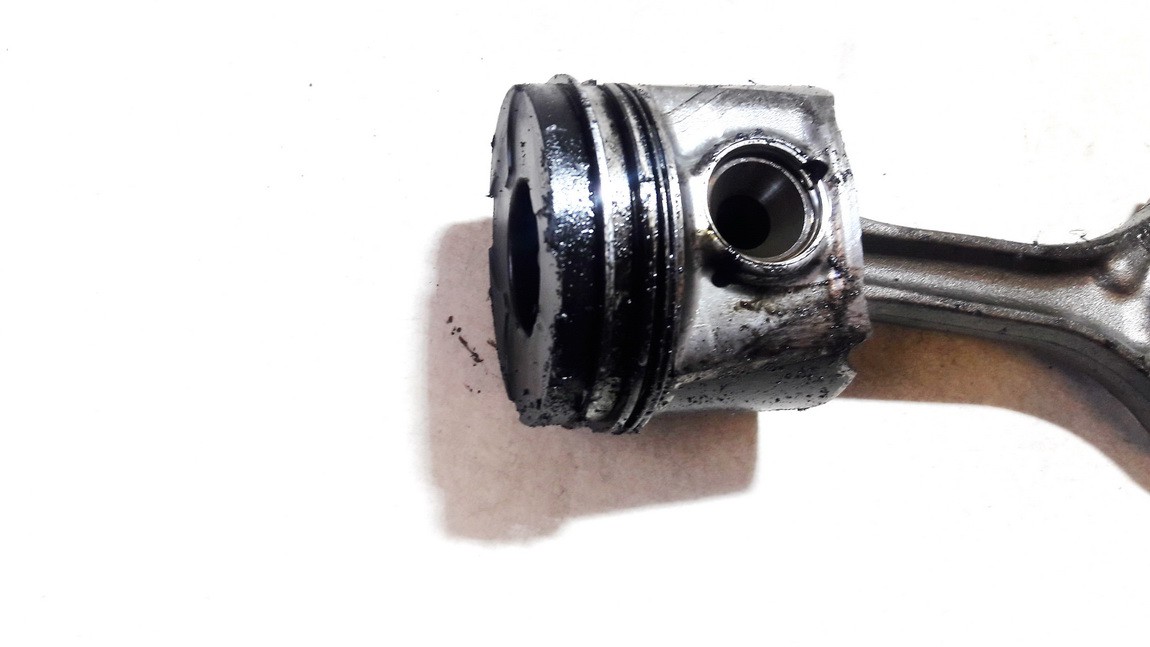 059J Audi A6 2001 Stumoklis su svaistikliu - Thumbnail 2