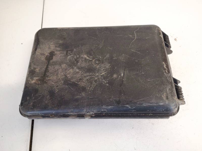 8D0927355A Volkswagen Passat 1998 Other holders