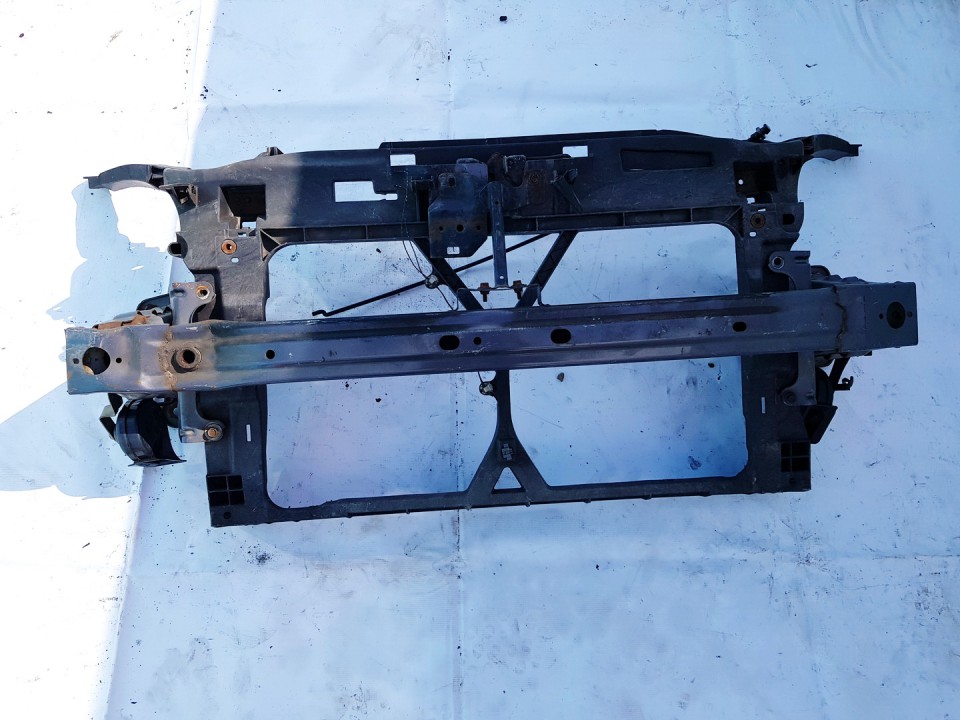 Mazda 5 2007 Belka zderzaka (wzmocnienie) - PRZEDNIE