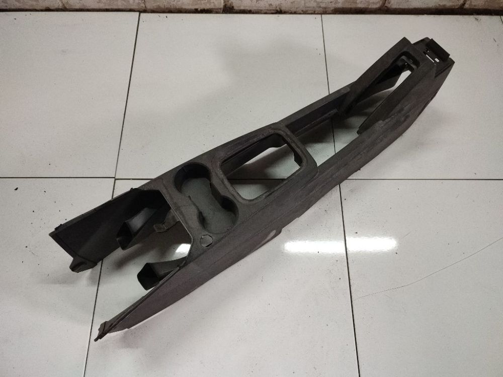 Opel Meriva 2005 tunel środkowy