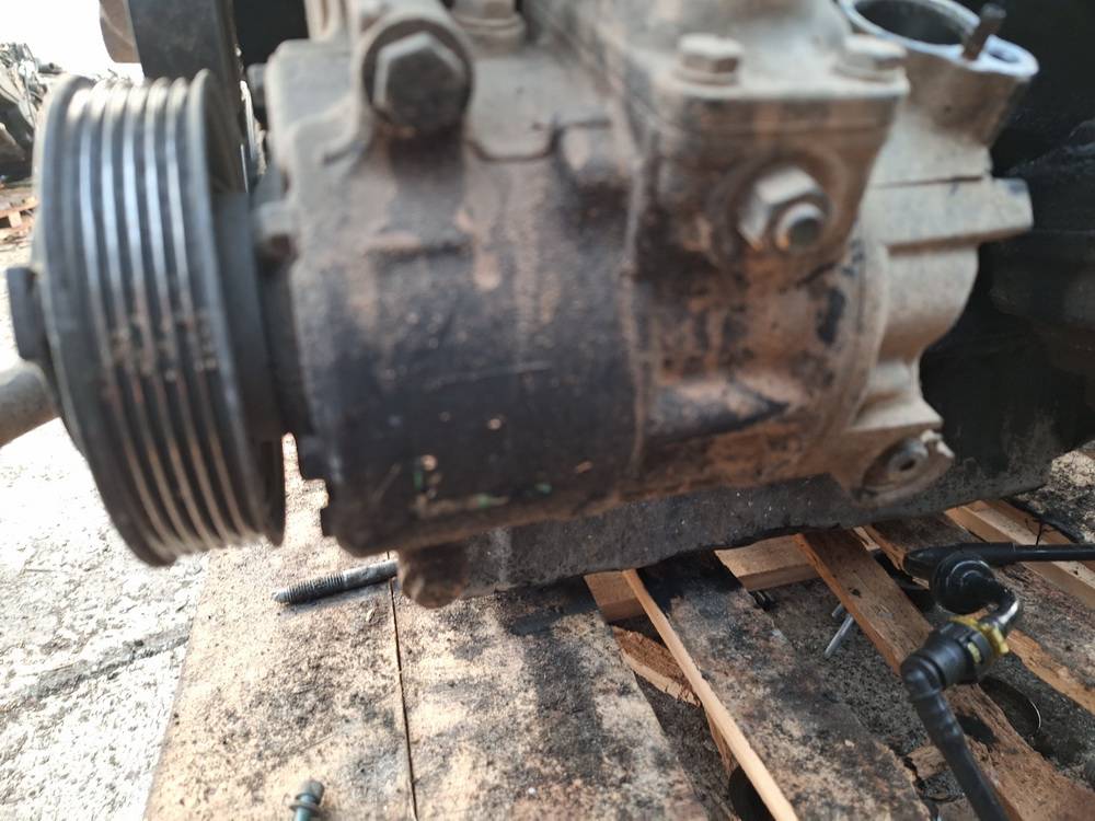 R134A Volkswagen Touran 2006 Ilmastointilaitteen pumppu