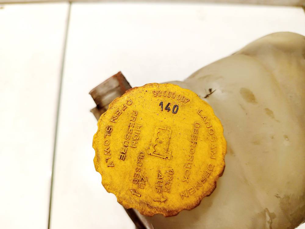 90499809 Opel Vectra 1997 DEPOSITO EXPANSION, Depósito del refrigerante - Thumbnail 3