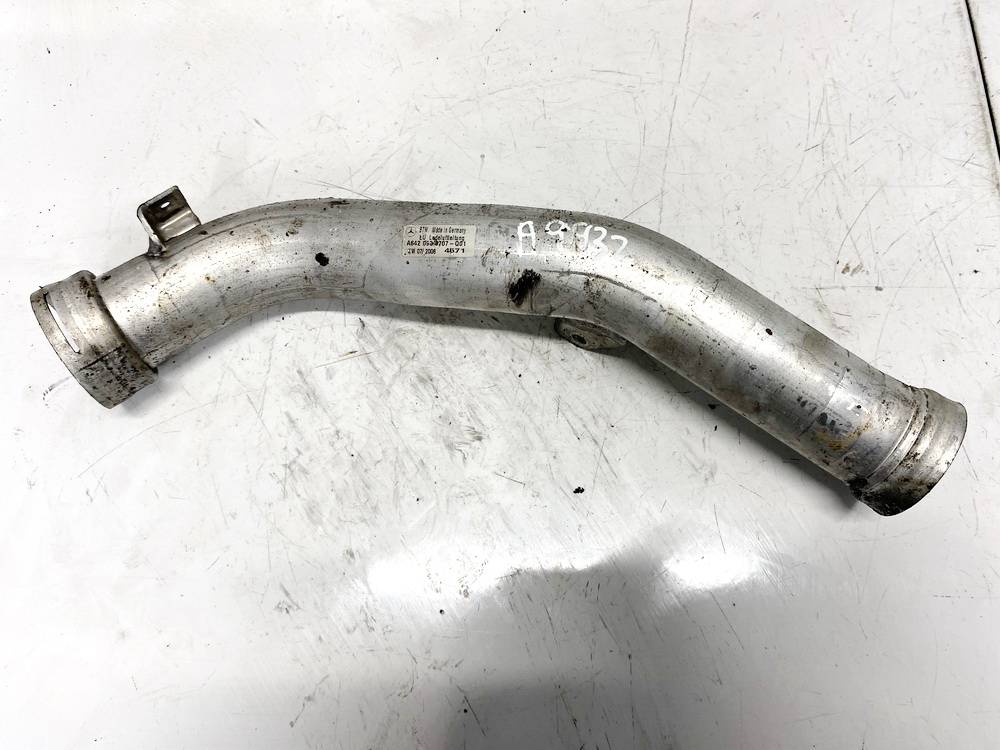 A6420980707Q01 Mercedes-Benz CLS-CLASS 2005 Välijäähdyttimen letku