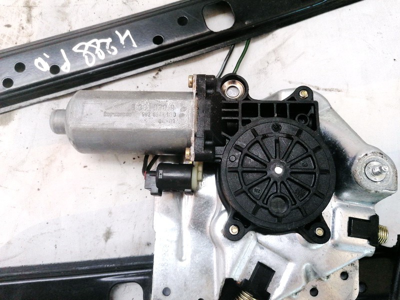 83810209 BMW X5 2004 Window Motor - FRONT RIGHT