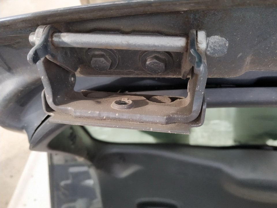 Ford Focus 2003 Bisagra del maletero-compartimento de carga - TRASERO DERECHO