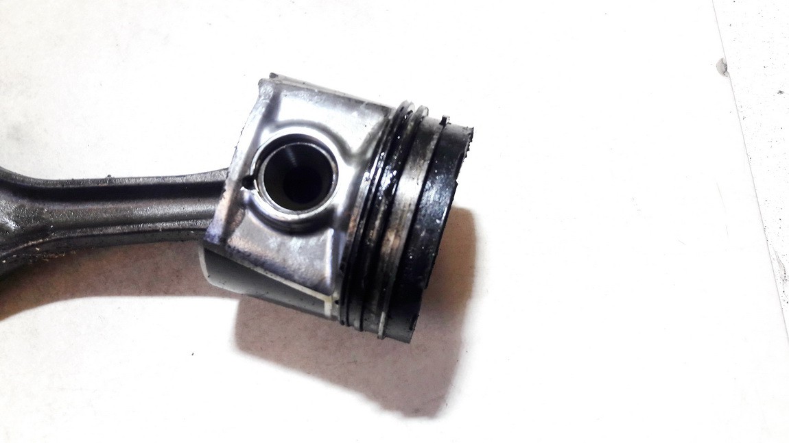 059J Audi A6 2001 Stumoklis su svaistikliu - Thumbnail 2