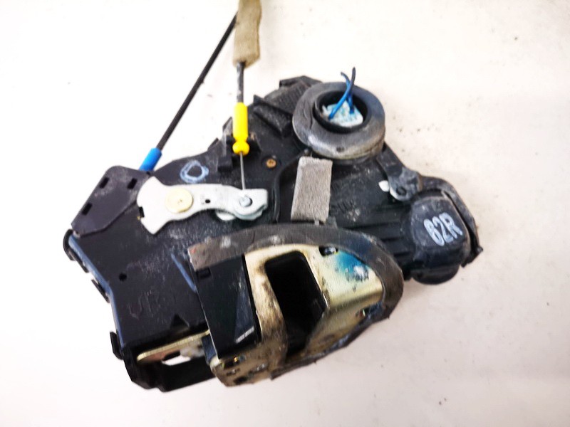 Toyota Corolla Verso 2005 Door Lock Mechanism - FRONT RIGHT - Thumbnail 2