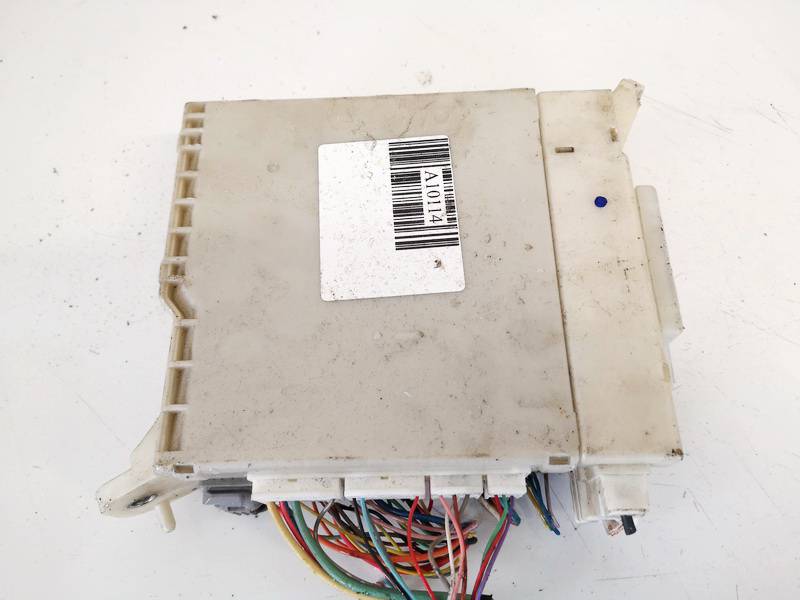 8273053050 Lexus IS - CLASS 2006 Mukavuusmoduuli