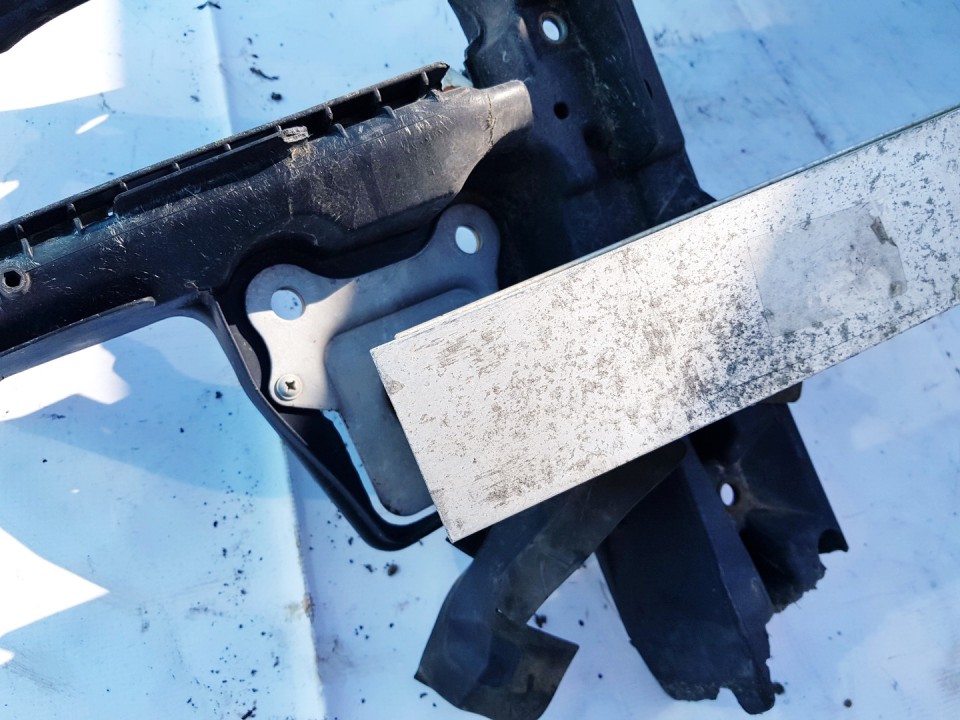 Audi A3 2003 Puskurin poikkipalkki (vahvistus) - EDESSÄ - Thumbnail 2