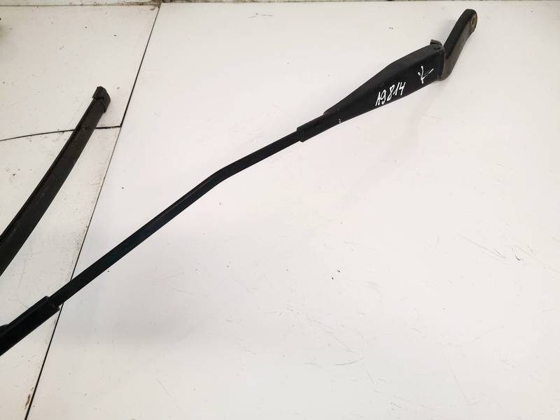 3M5117526AA Ford C-MAX 2005 Bras essuie glace avant