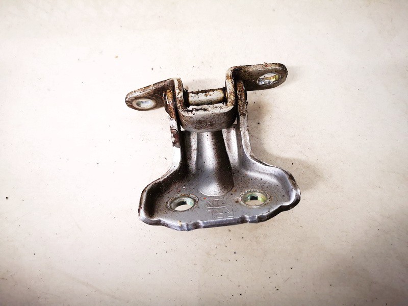 Kia Sorento 2005 Zawias przednich drzwi - PRZEDNIE