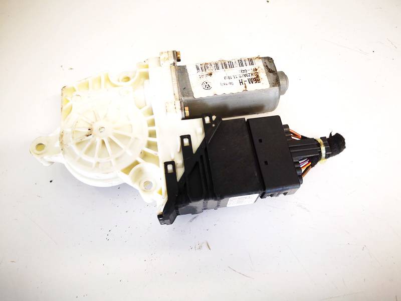 1J4959812C Volkswagen Golf 2000 Window Motor - REAR RIGHT - Thumbnail 2