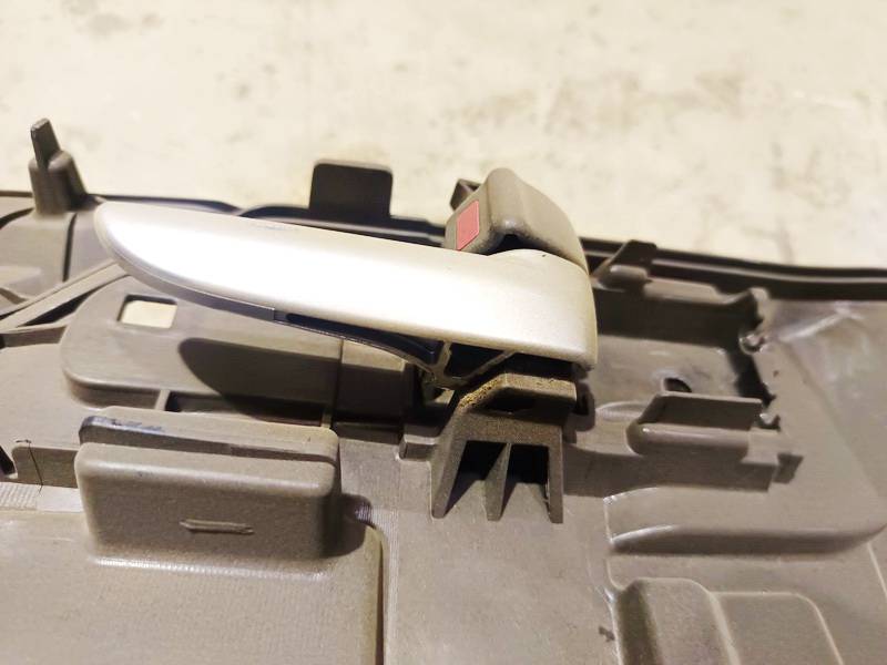 Mazda 5 2008 Iekšējais atvēršanas rokturītis - PRIEKŠA PA LABI - Thumbnail 3