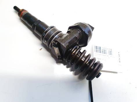 038130073AG Volkswagen Passat 2007 Fuel Injector