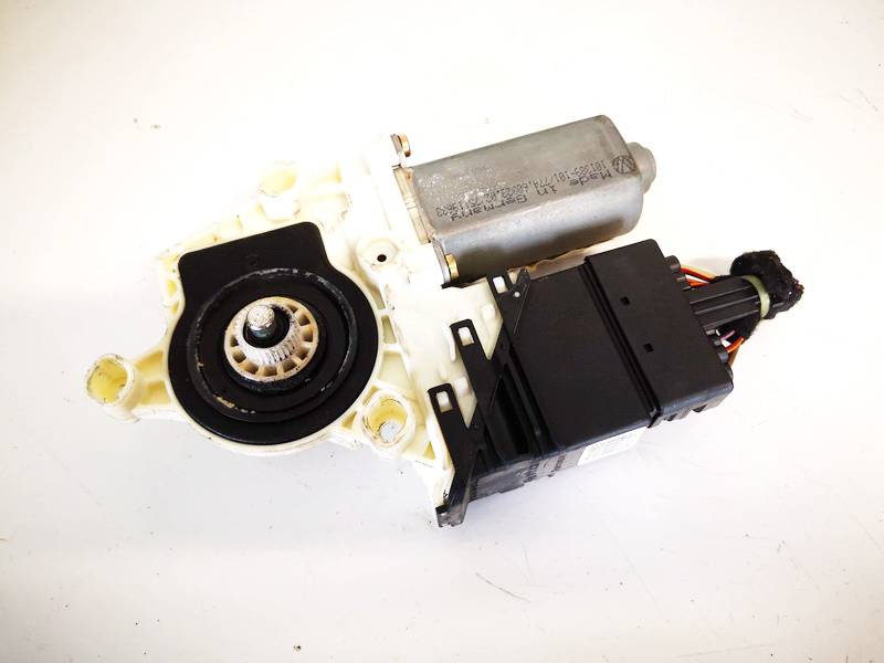 1J4959811C Volkswagen Golf 2000 Window Motor - REAR LEFT - Thumbnail 3