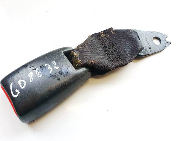 NSB1053 Toyota Yaris Verso 2000 Turvavyön solki - TAKANA OIKEALLA