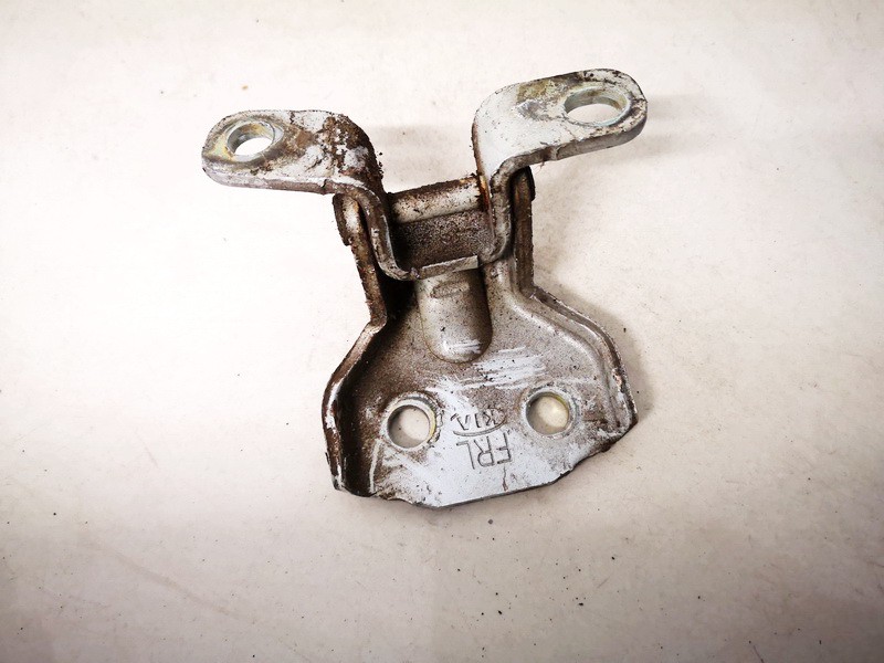 Kia Sorento 2005 Zawias przednich drzwi - PRZEDNIE