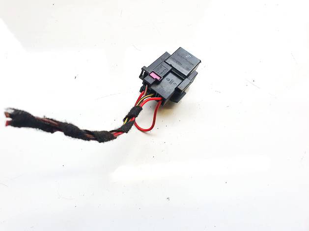 4H0951253C Skoda Octavia 2010 Relay module - Thumbnail 3