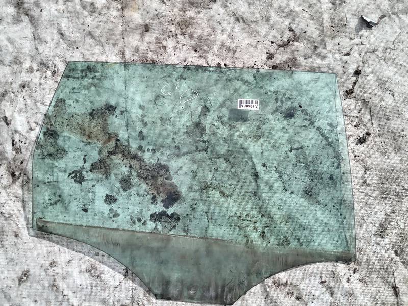 AS2 Volkswagen Passat 2005 Duru stiklas G.D.