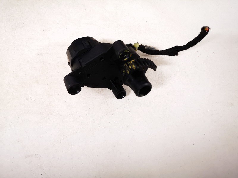 YM2H19E616CA Seat Alhambra 2002 Heater Vent Flap Control Actuator Motor - Thumbnail 3