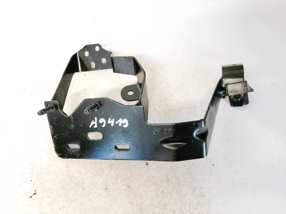 1K1971262K Skoda Octavia 2005 Other holders