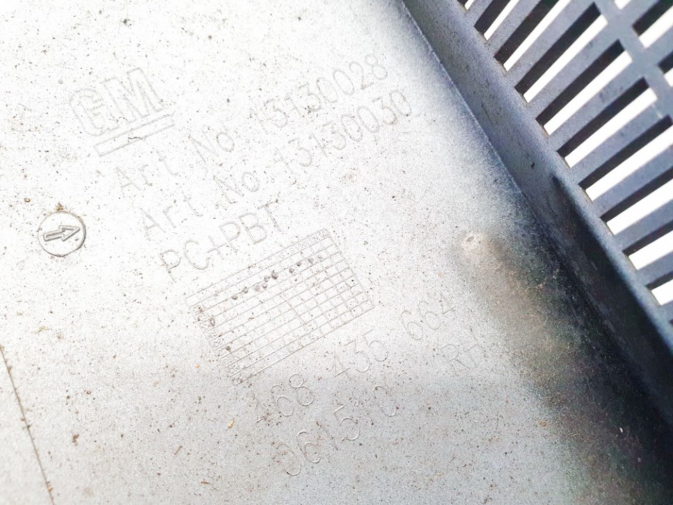 13130028 Opel Meriva 2004 Tail Light Cover Trim - REAR RIGHT - Thumbnail 3