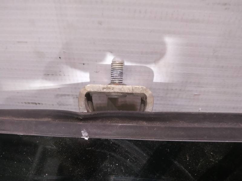 Skoda Octavia 2007 Zawias tylnej klapy - TYLNE LEWE