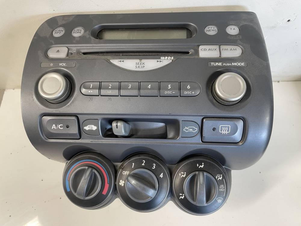39175SAAG110M1 Honda Jazz 2004 Autoradio