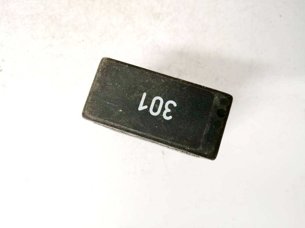 4A0919471 Seat Toledo 2000 Relay module - Thumbnail 3