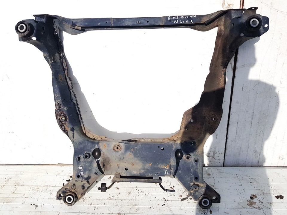 Volvo V70 2008 Балка подмоторная