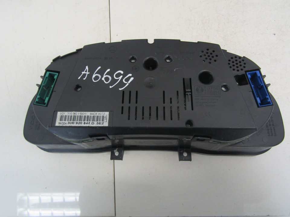 3U0920842D Skoda Superb 2006 Spidometrs – instrumentu panelis - Thumbnail 2
