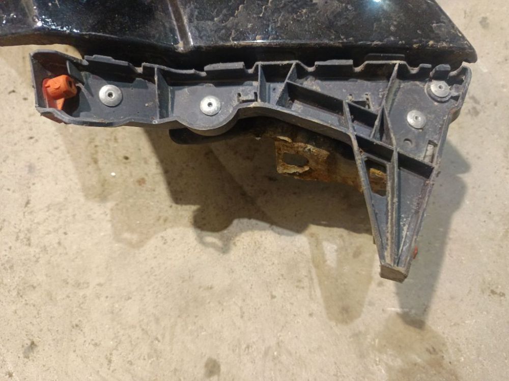 24460284 Opel Astra 2006 Bumper mounts (BUMPER BRACKET) - FRONT RIGHT