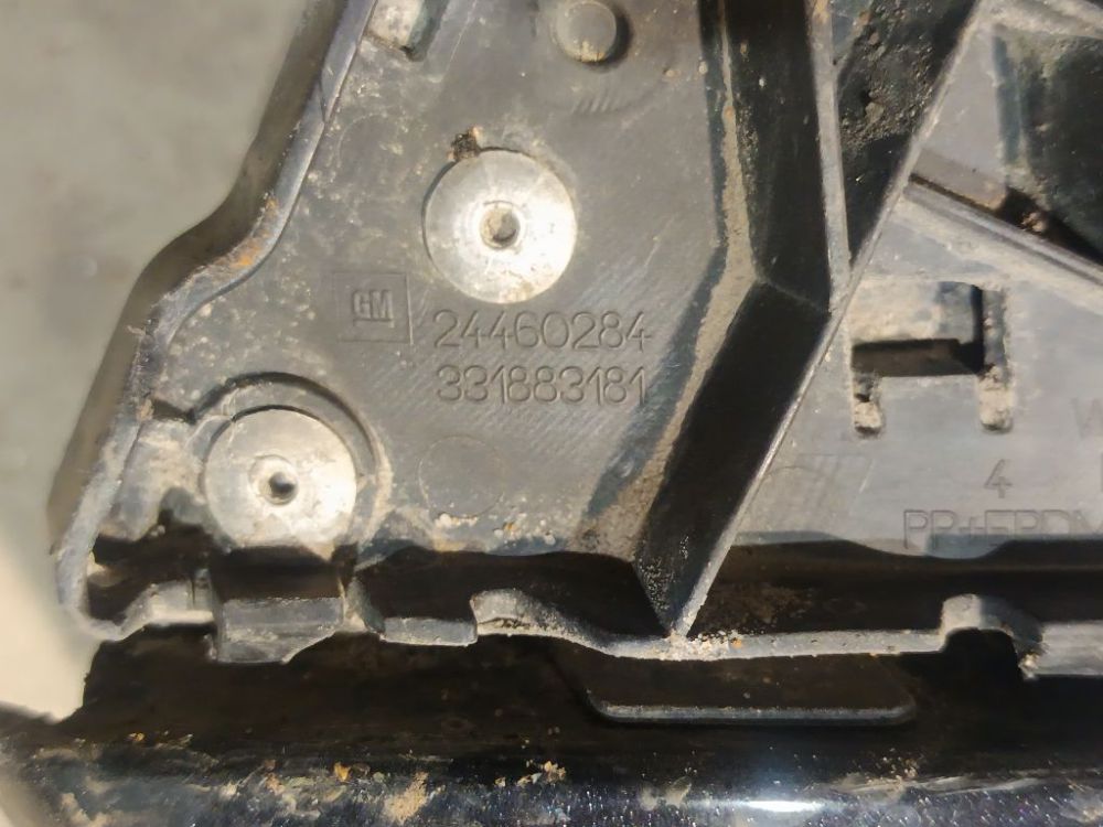 24460284 Opel Astra 2006 Бампер крепления передний правый - Thumbnail 4