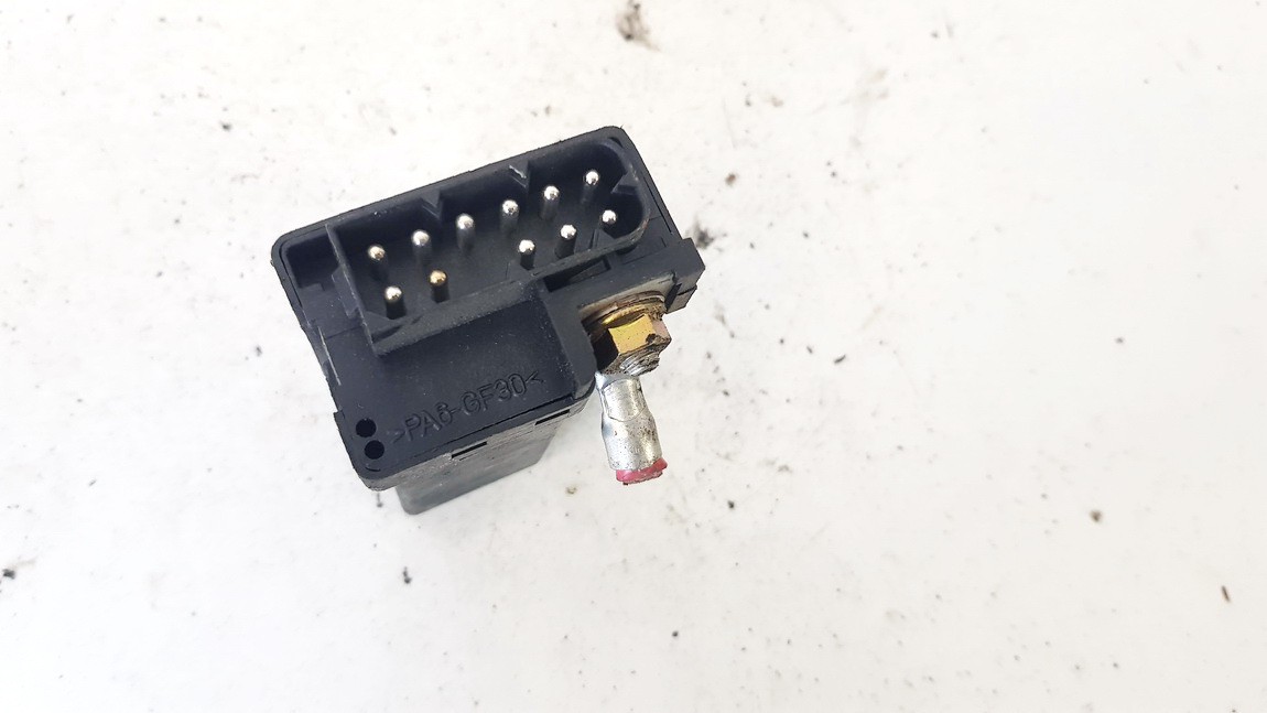 2246919 BMW 5-Series 2001 Zvakiu Pakaitinimo rele - Thumbnail 3