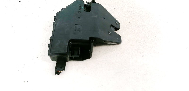 8196401 BMW 3-Series 1999 Zamek tylnej klapy - TYLNE - Thumbnail 3