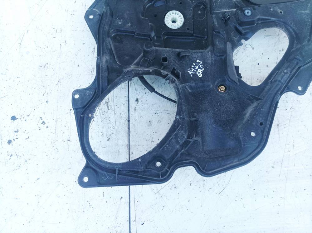 Mazda 3 2004 Oven Ikkunan Nostaja - TAKANA OIKEALLA - Thumbnail 2