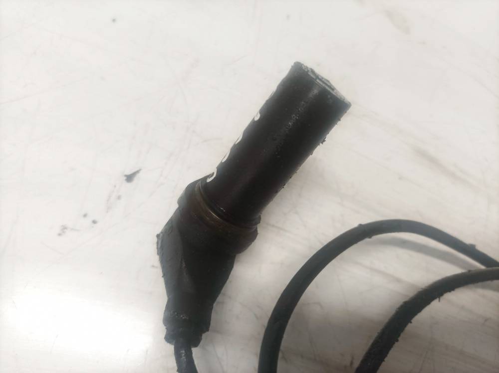 1J0973723G Volkswagen Passat 2000 Crankshaft Position Sensor - Thumbnail 3