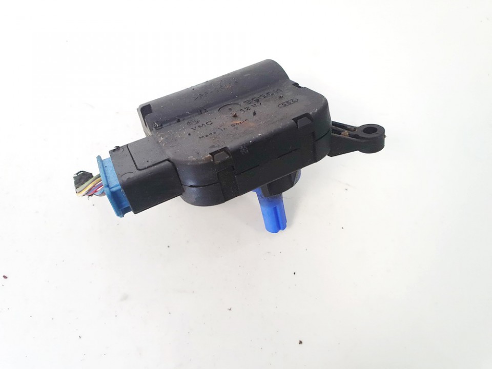 0132801305 Audi A4 2002 Peciuko sklendes varikliukas