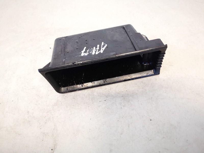 3C0863077 Volkswagen Passat 2007 Center Console Ashtray (Ash Tray)