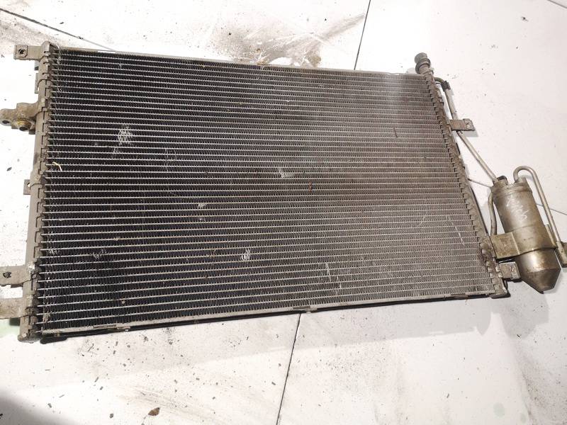 30665562 Volvo XC 90 2003 Chłodnica klimatyzacji