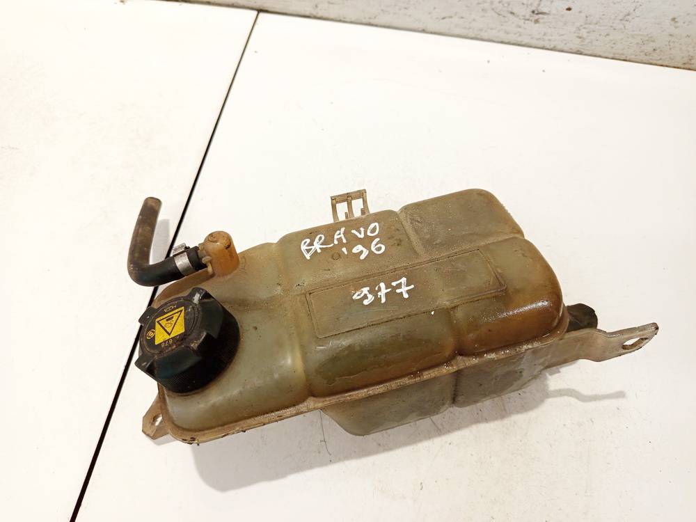B309 Fiat Bravo 1996 Expansion Tank coolant (RADIATOR EXPANSION TANK BOTTLE )