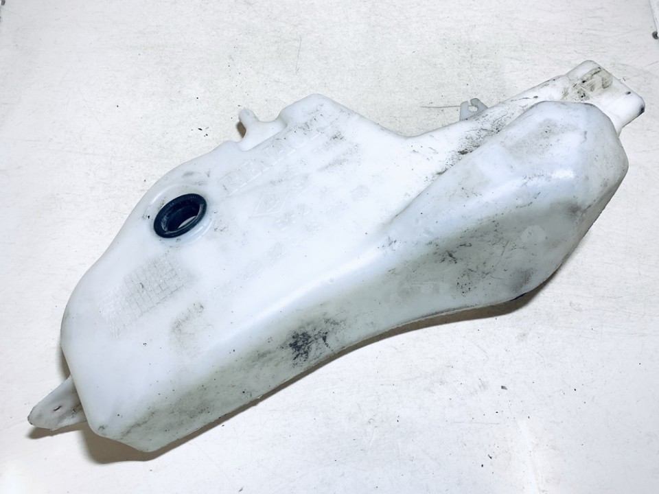 7700843902 Renault Scenic 2000 Windshield Washer Reservoir tank (WASHER BOTTLE)