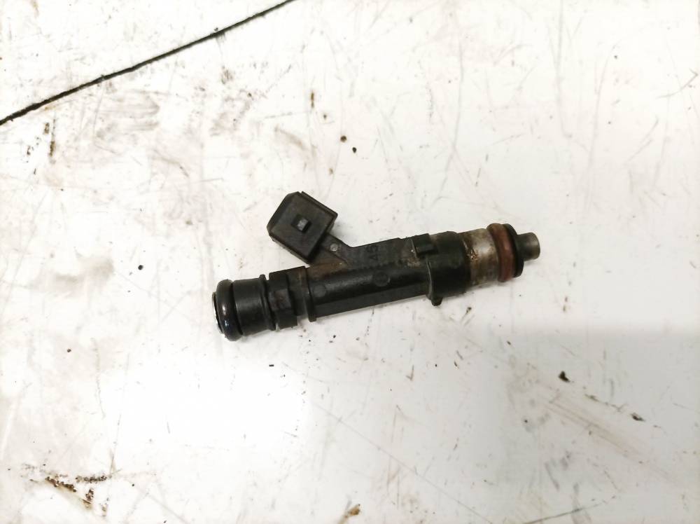 0280158501 Opel Corsa 2007 Polttoainesuutin