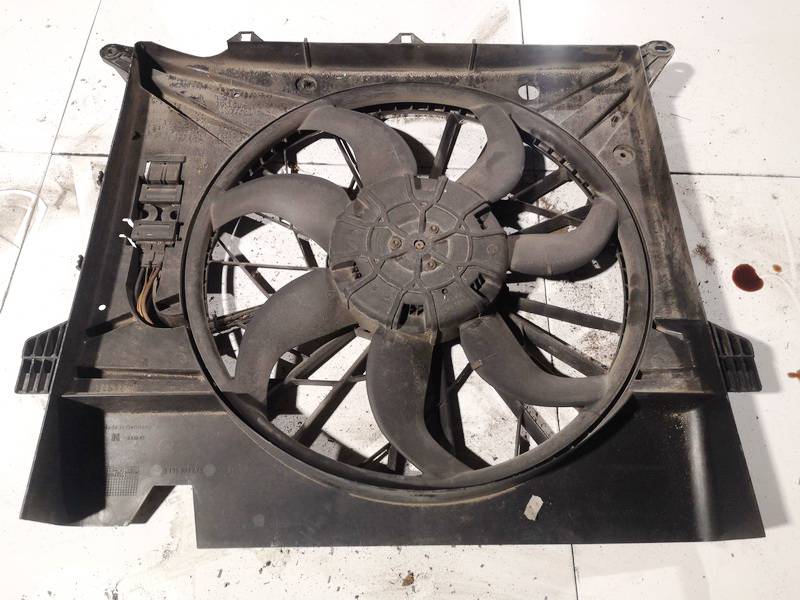 30665985 Volvo XC 90 2003 Dyfuzor (wentylator chłodnicy)