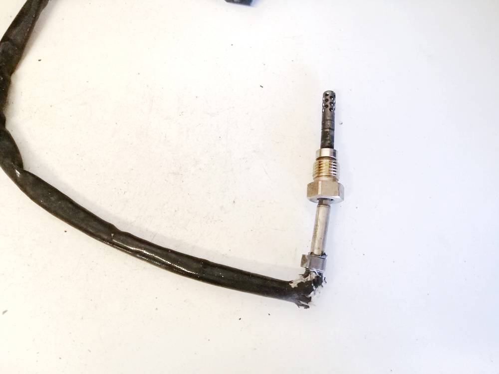 30751456A Volvo V70 2003 Exhaust Sensor Sensor Exhaust Gas Temperature - Thumbnail 2