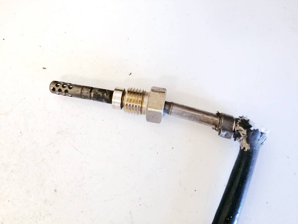 30751456A Volvo V70 2003 Exhaust Sensor Sensor Exhaust Gas Temperature - Thumbnail 3