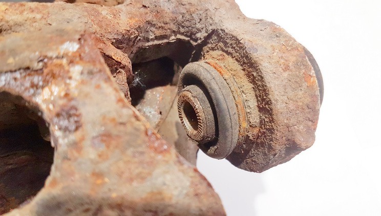 Toyota RAV-4 2006 Moyeu Support arriere droite - Thumbnail 2