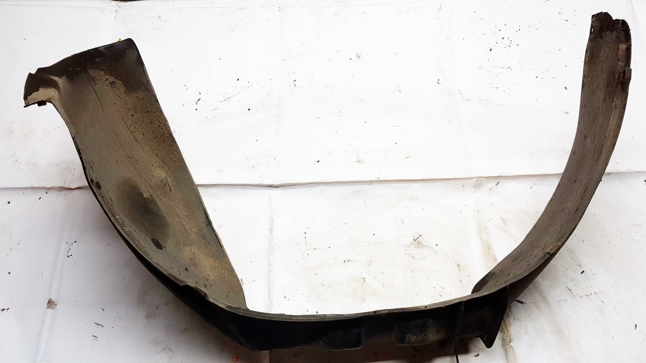 443821172 Audi 100 1989 Plastic Inner Fender - FRONT RIGHT