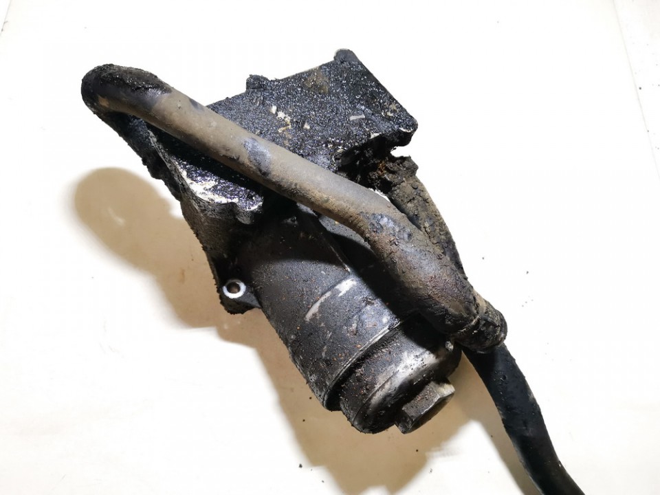 25067156 Opel Vectra 1997 Eļļas filtra korpuss